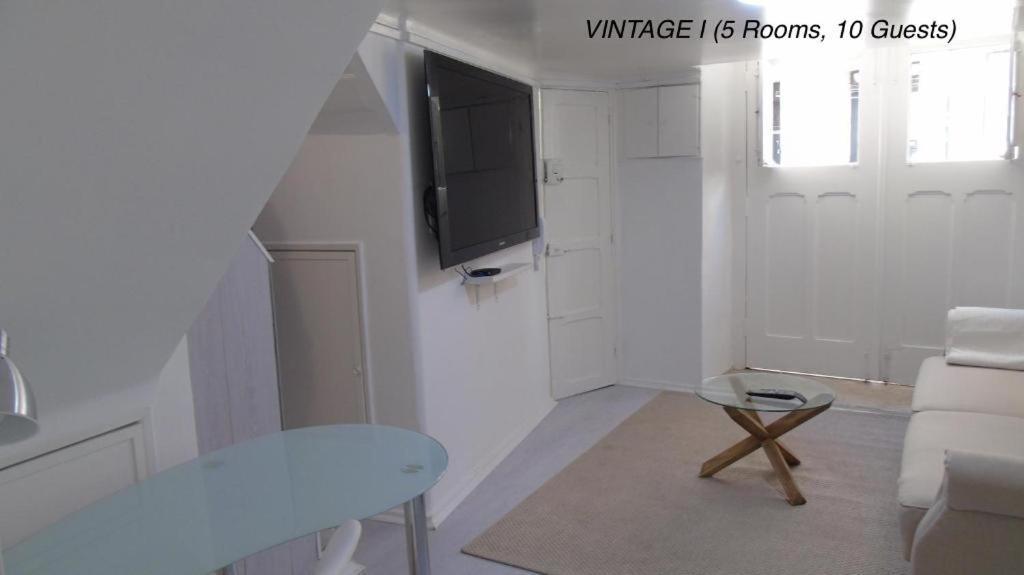 Alfama Vintage 1 Ten Guests - Alfama Vintage 2 Five Guests - Alfama Vintage 3 Three Guests Lisbon Luaran gambar